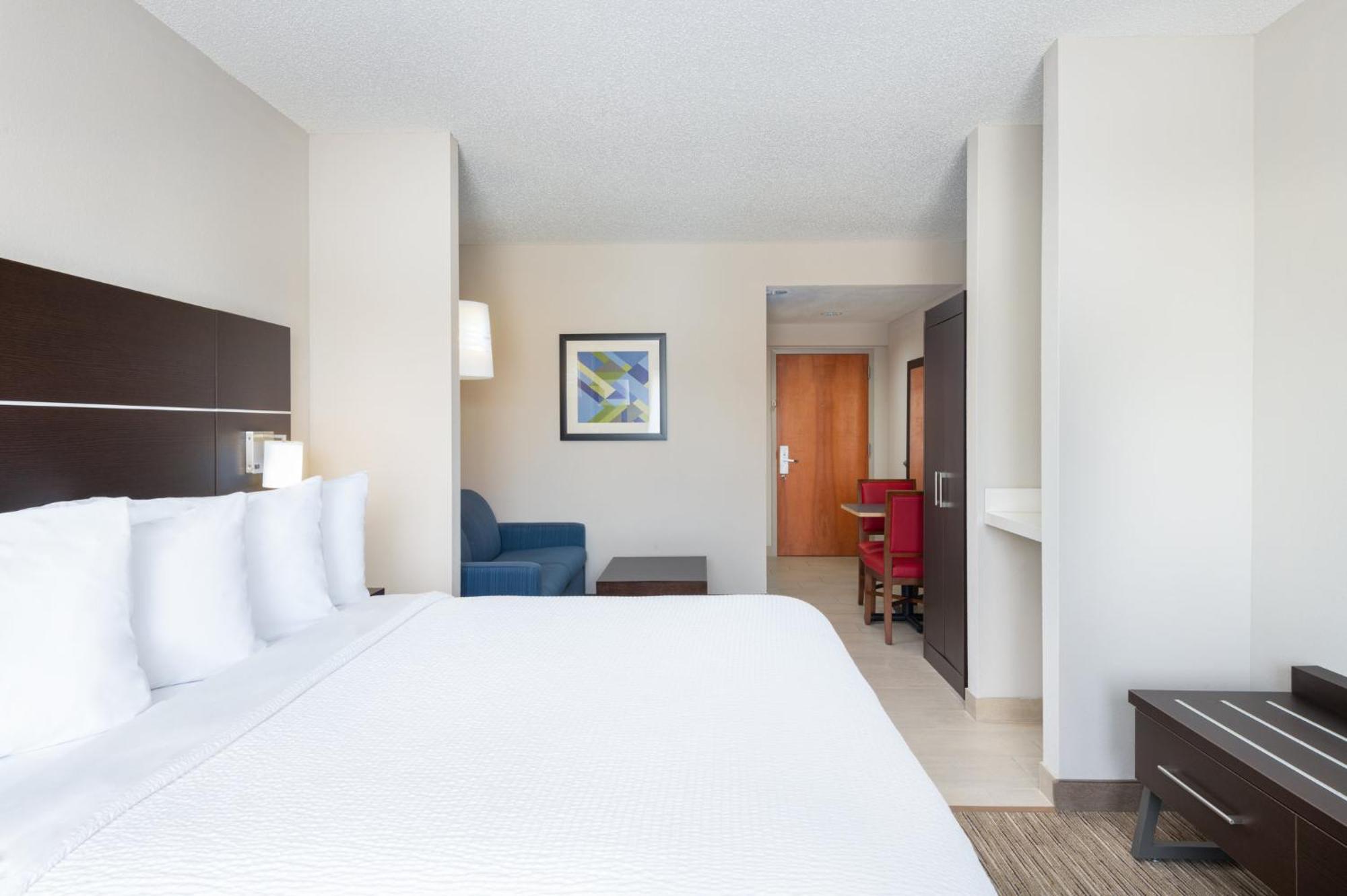 Holiday Inn Express - Spring Hill By Ihg Exterior photo