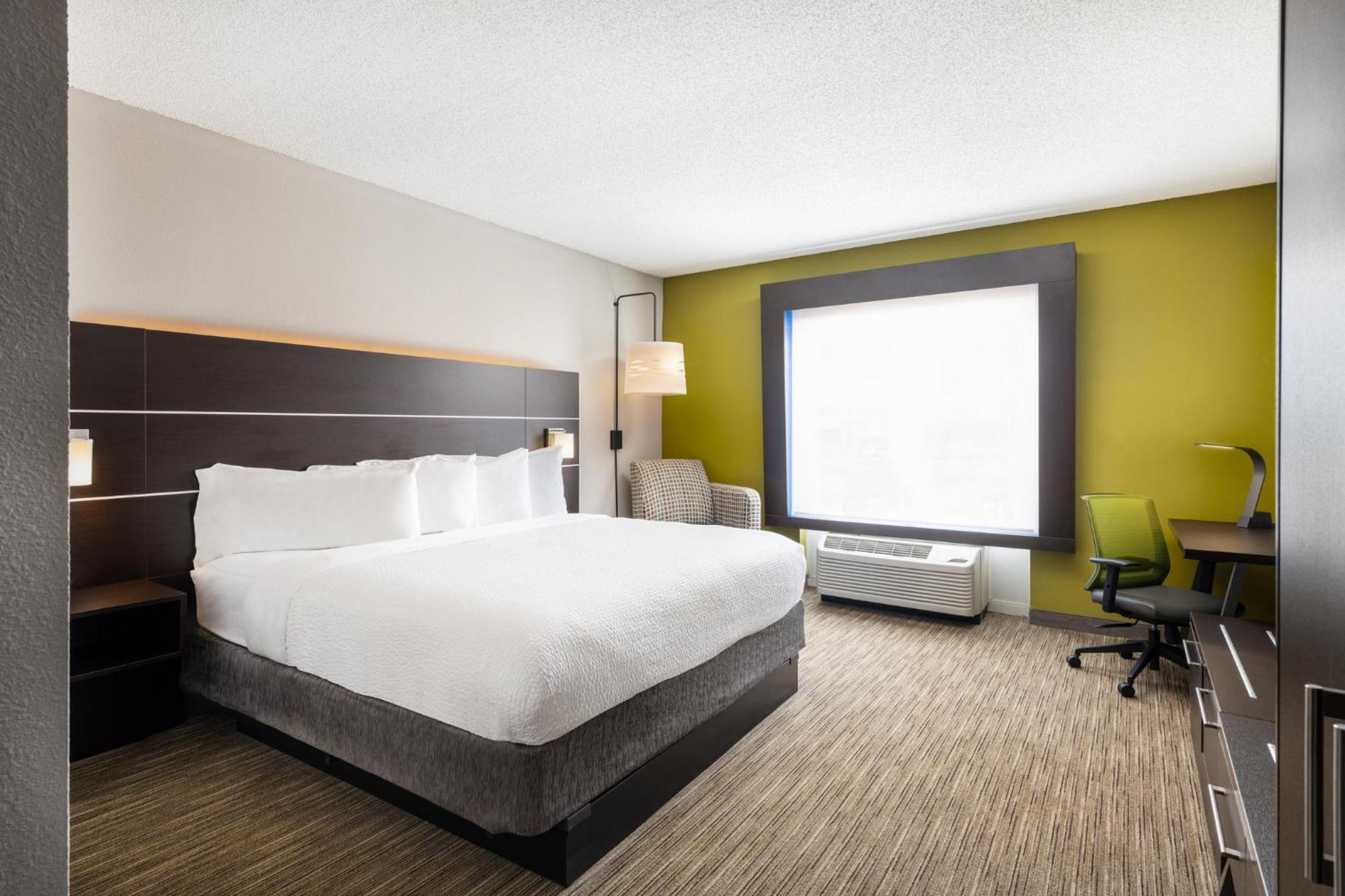 Holiday Inn Express - Spring Hill By Ihg Exterior photo